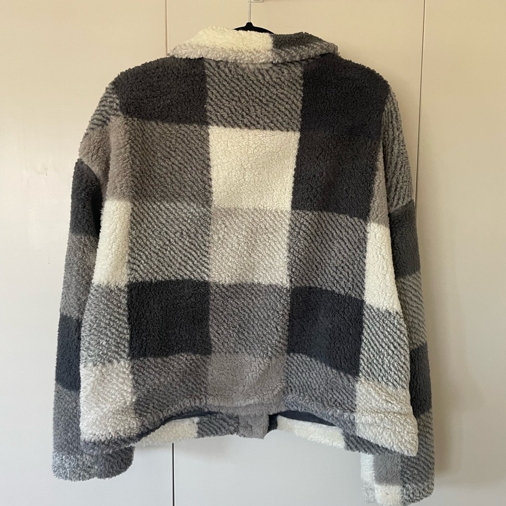 Thread & Supply Fluffy Button Closure Jacket - image 3